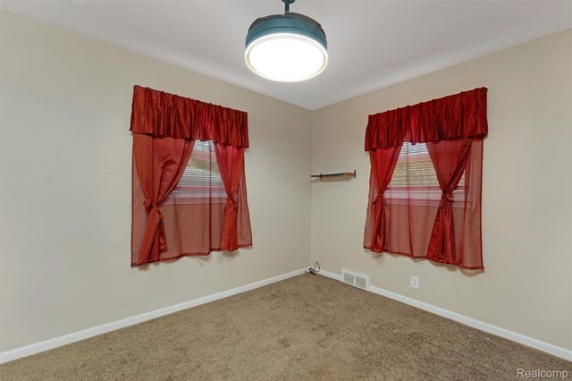 25113 Campbell Avenue, Warren, MI 48089