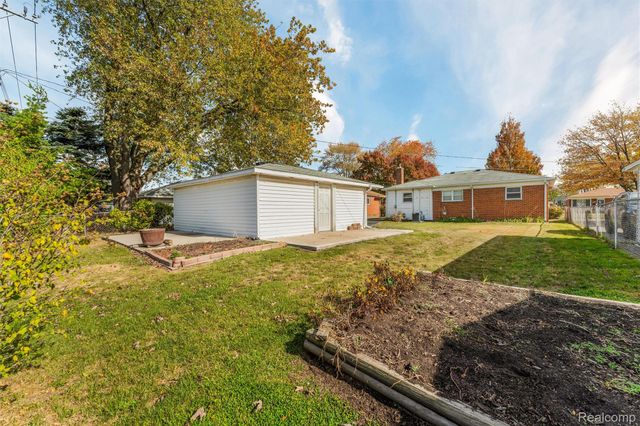 25113 Campbell Avenue, Warren, MI 48089