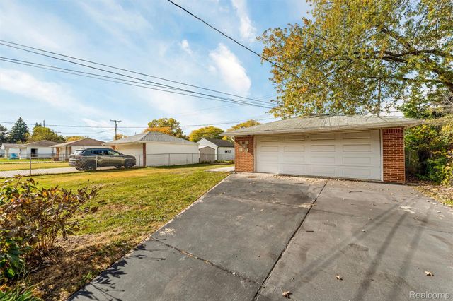 25113 Campbell Avenue, Warren, MI 48089
