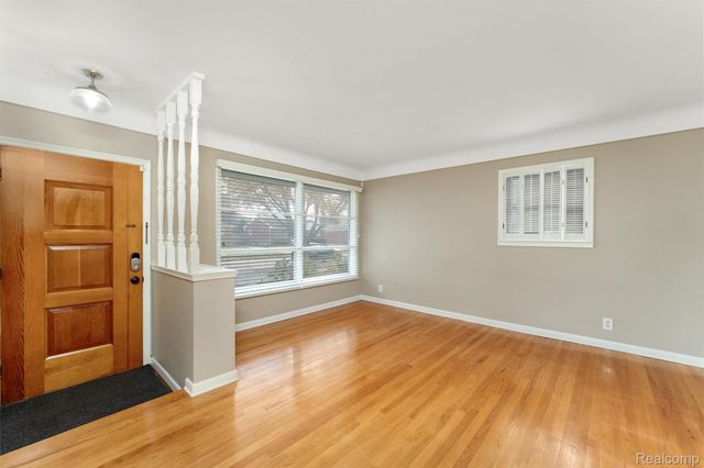 25113 Campbell Avenue, Warren, MI 48089