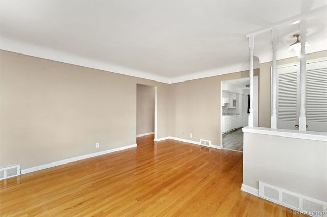 25113 Campbell Avenue, Warren, MI 48089