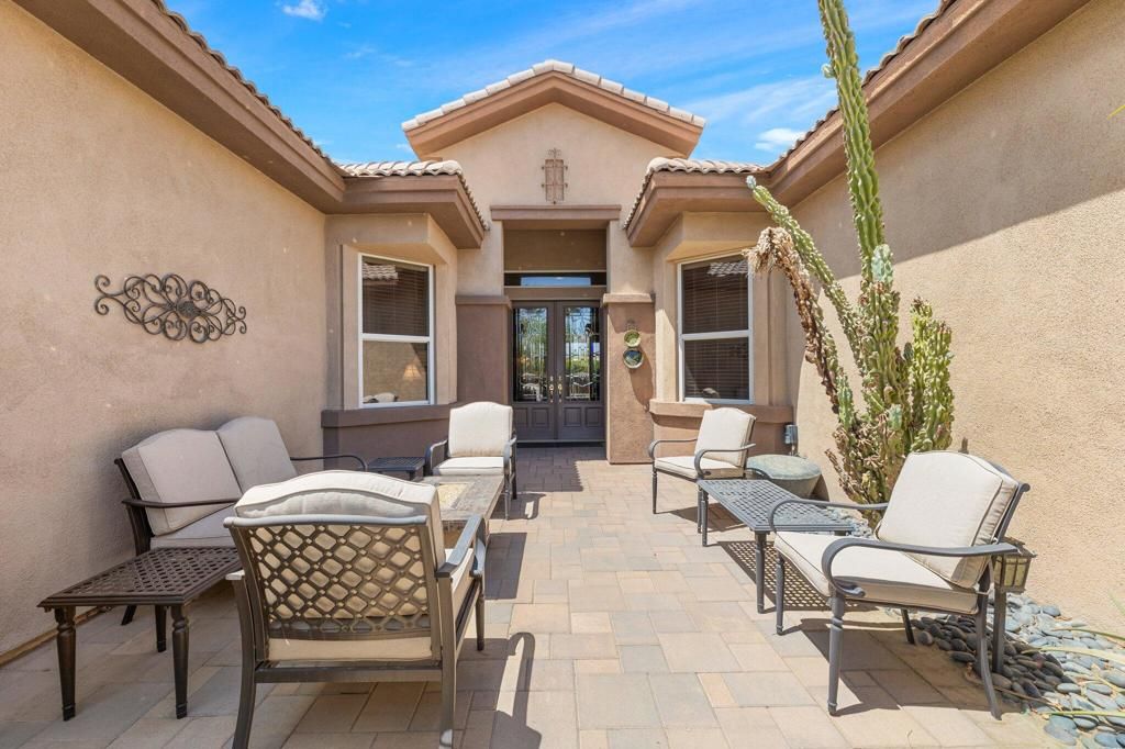 Image 12 of property listing at 44085 Royal Troon Drive, Indio, CA 92201
