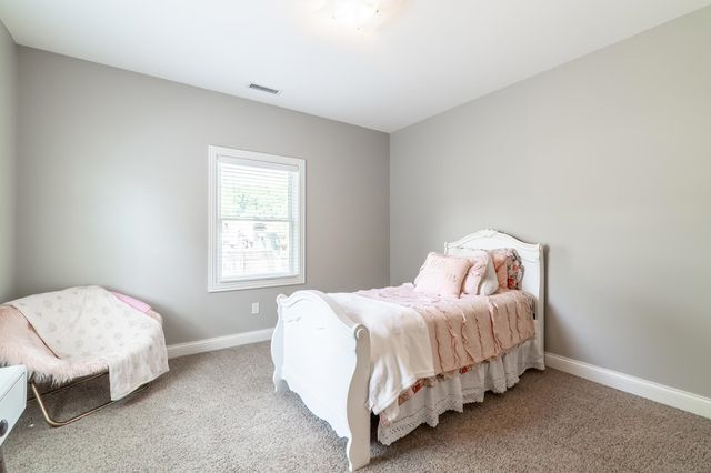 11427 Red Fern Place, Fort Wayne, IN 46845