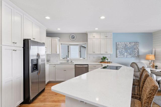 1948 Shorewood Lane, Mound, MN 55364