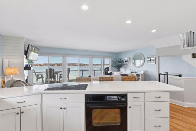 1948 Shorewood Lane, Mound, MN 55364