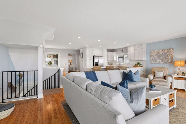 1948 Shorewood Lane, Mound, MN 55364