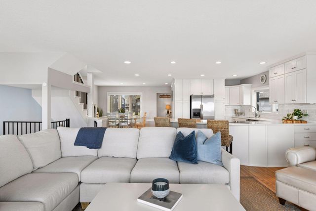 1948 Shorewood Lane, Mound, MN 55364