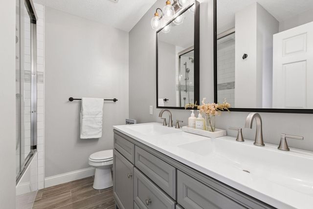 1948 Shorewood Lane, Mound, MN 55364