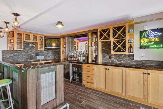 1948 Shorewood Lane, Mound, MN 55364