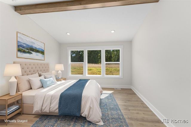 8296 Kettle Oak Drive, Alto, MI 49302