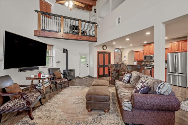 80 Calle Vista Grande, Bernalillo, NM 87004