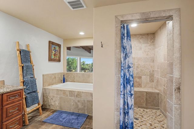 80 Calle Vista Grande, Bernalillo, NM 87004