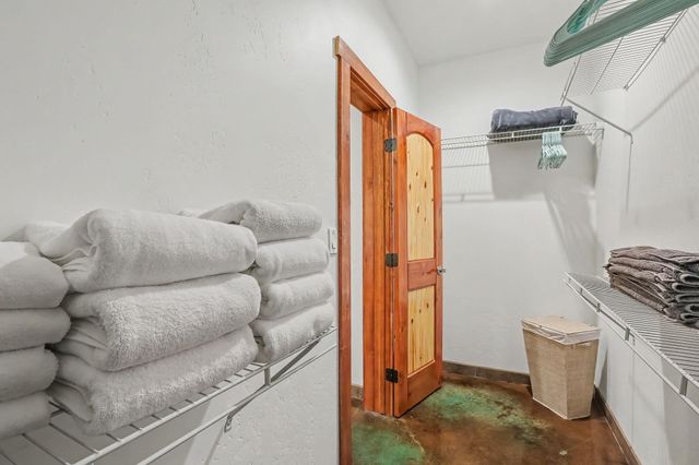 80 Calle Vista Grande, Bernalillo, NM 87004