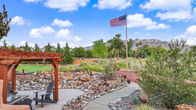 80 Calle Vista Grande, Bernalillo, NM 87004