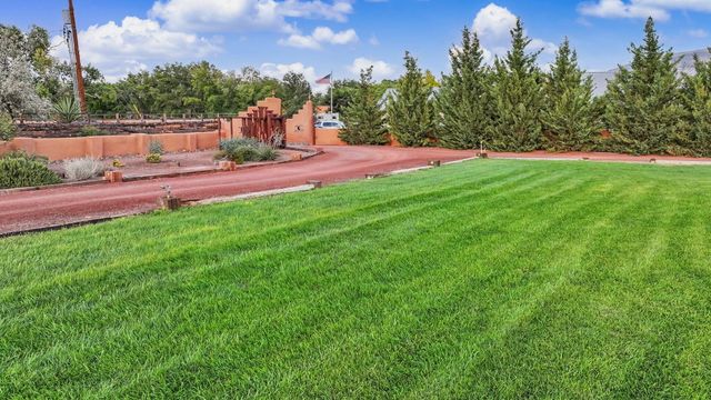 80 Calle Vista Grande, Bernalillo, NM 87004