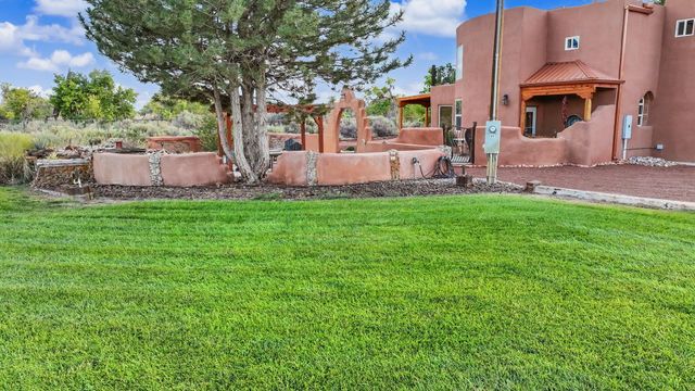 80 Calle Vista Grande, Bernalillo, NM 87004