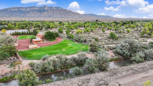 80 Calle Vista Grande, Bernalillo, NM 87004