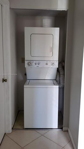 1280 SE 9th St 1280, Homestead, FL 33035