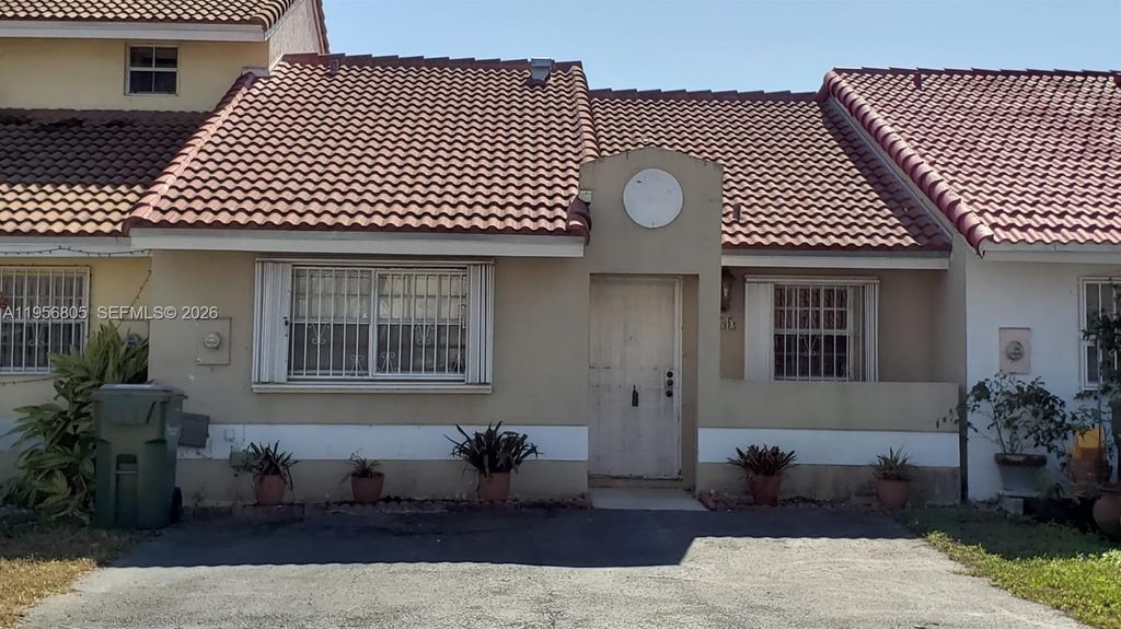 1280 SE 9th St 1280, Homestead, FL 33035