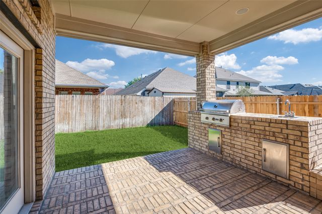 909 Green Coral Drive, Little Elm, TX 75068