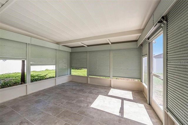 6989 300 TH AVENUE N, Clearwater, FL 33761