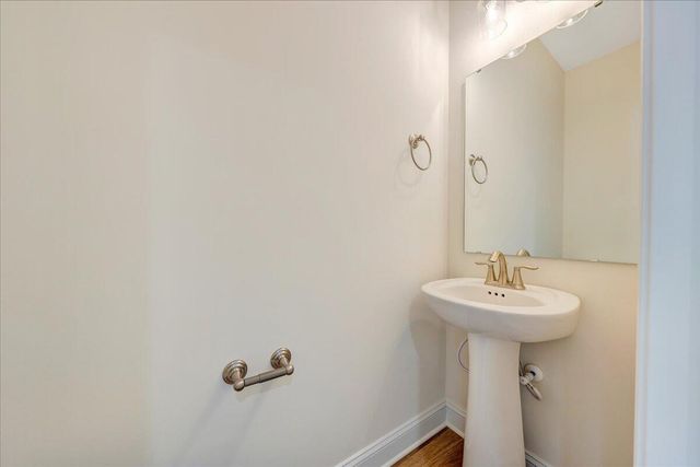 5349 Latah ST, Salem, VA 24153