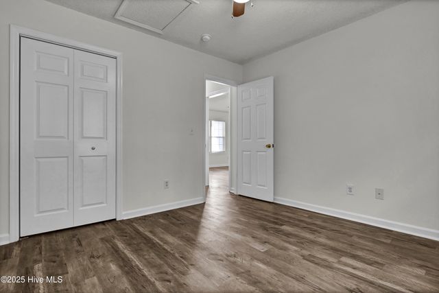 7300 Farrington Farms Drive, Wilmington, NC 28411