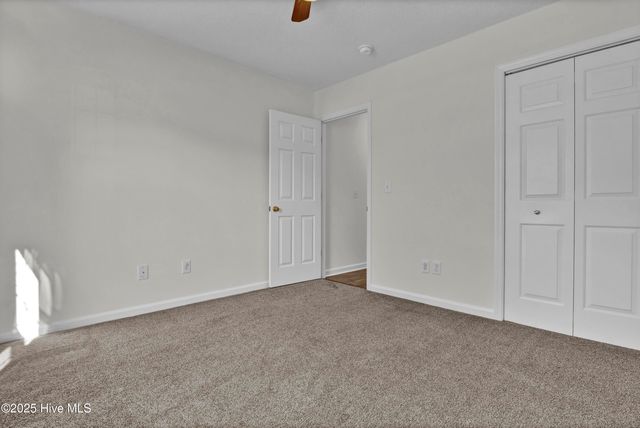 7300 Farrington Farms Drive, Wilmington, NC 28411