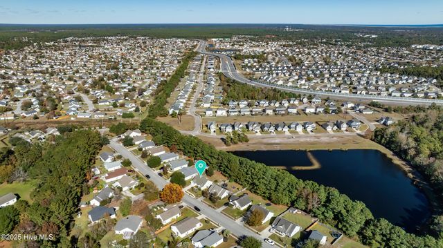 7300 Farrington Farms Drive, Wilmington, NC 28411