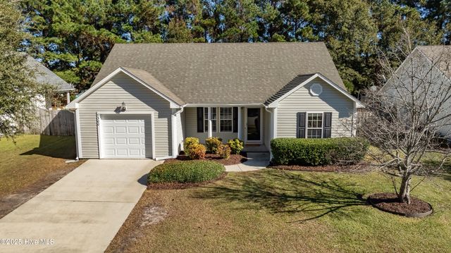7300 Farrington Farms Drive, Wilmington, NC 28411