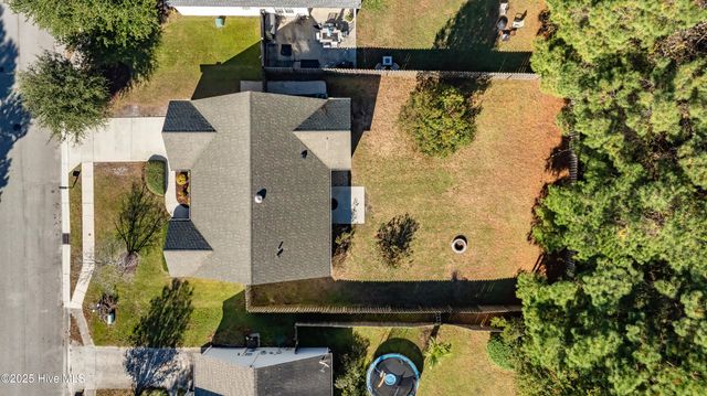 7300 Farrington Farms Drive, Wilmington, NC 28411