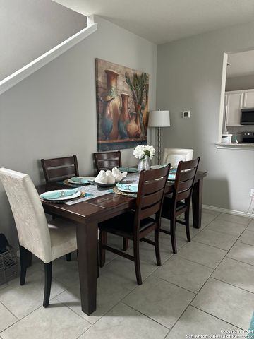 12011 CANYON ROCK LN, San Antonio, TX 78254