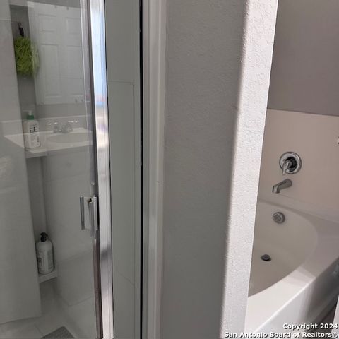 12011 CANYON ROCK LN, San Antonio, TX 78254