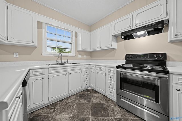 3316 E Helena Drive NW, Huntsville, AL 35810