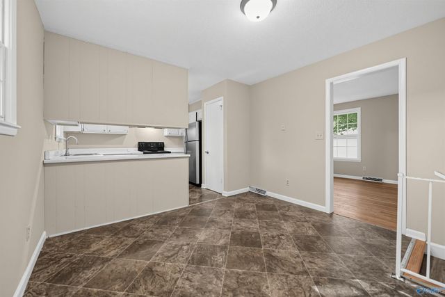 3316 E Helena Drive NW, Huntsville, AL 35810