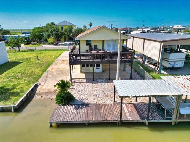 763 County Road 209, Sargent, TX 77414