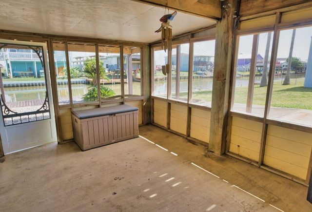 763 County Road 209, Sargent, TX 77414