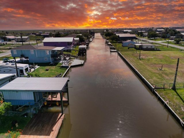 763 County Road 209, Sargent, TX 77414