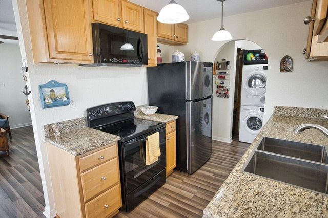 763 County Road 209, Sargent, TX 77414