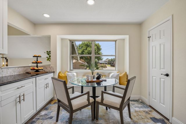 1601 Kingspoint Drive, Carrollton, TX 75007