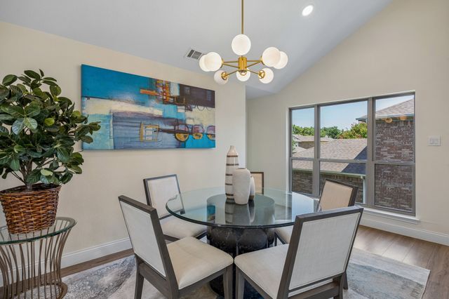 1601 Kingspoint Drive, Carrollton, TX 75007