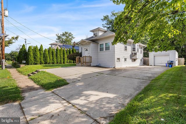131 S LENOLA RD, Moorestown, NJ 08057