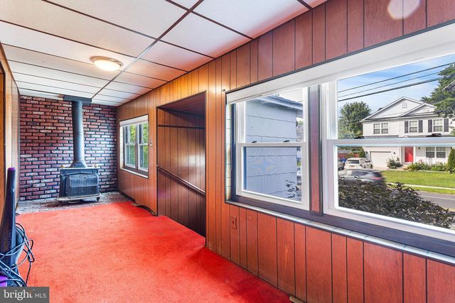 131 S LENOLA RD, Moorestown, NJ 08057