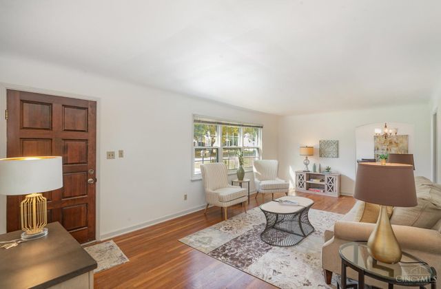 10410 Maria Avenue, Cincinnati, OH 45231