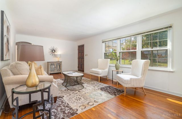 10410 Maria Avenue, Cincinnati, OH 45231