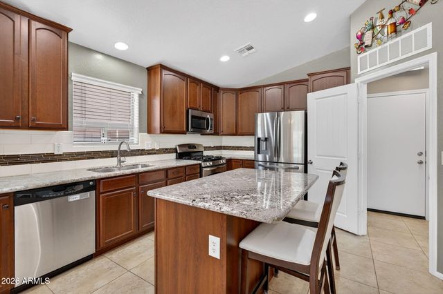 3905 E AZURITE Road, San Tan Valley, AZ 85143