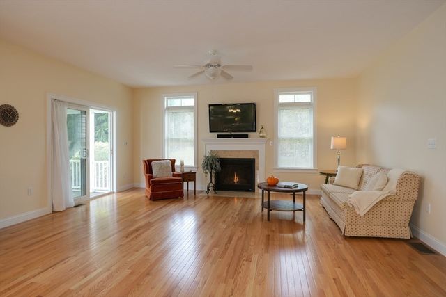 29 Wildwood Road 29, Norfolk, MA 02056