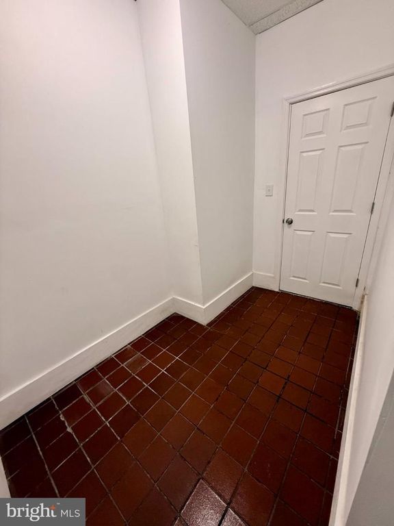 901 BRUNSWICK AVE #7, TRENTON, NJ 08638 — photo 2