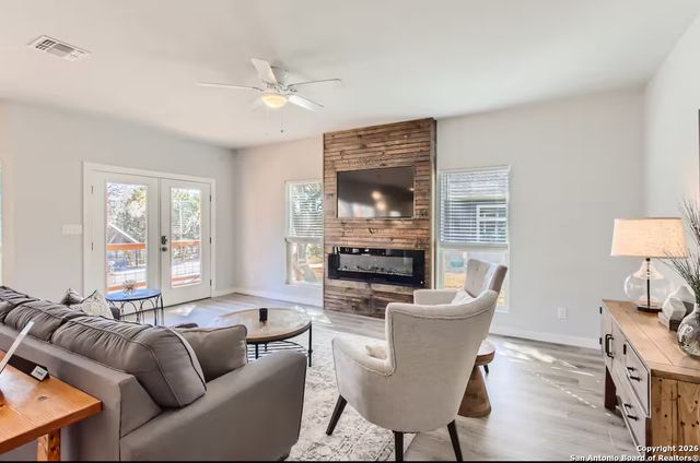 4284 Morningside, Canyon Lake, TX 78133