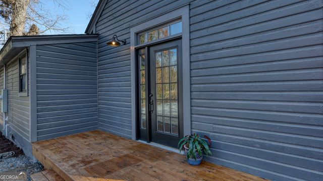 11 N McLin Street SW, Rome, GA 30161